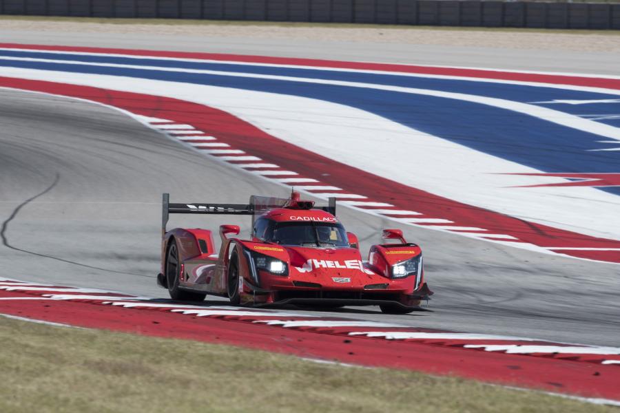  Cadillac DPi-V.R 2017 года  (фото 21 из 30)